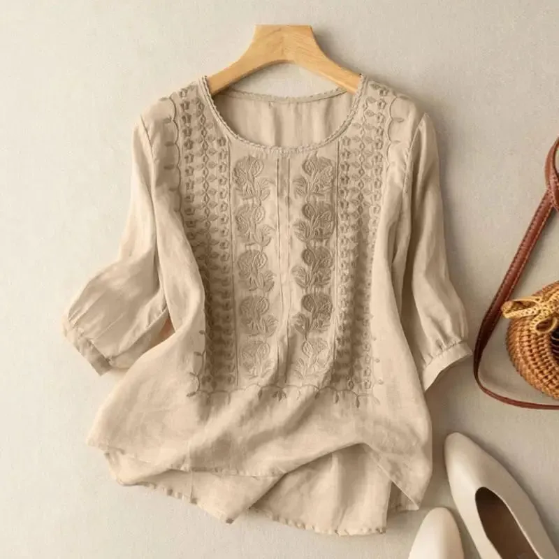 AURORA™ - EMBROIDERED RELAXED BLOUSE