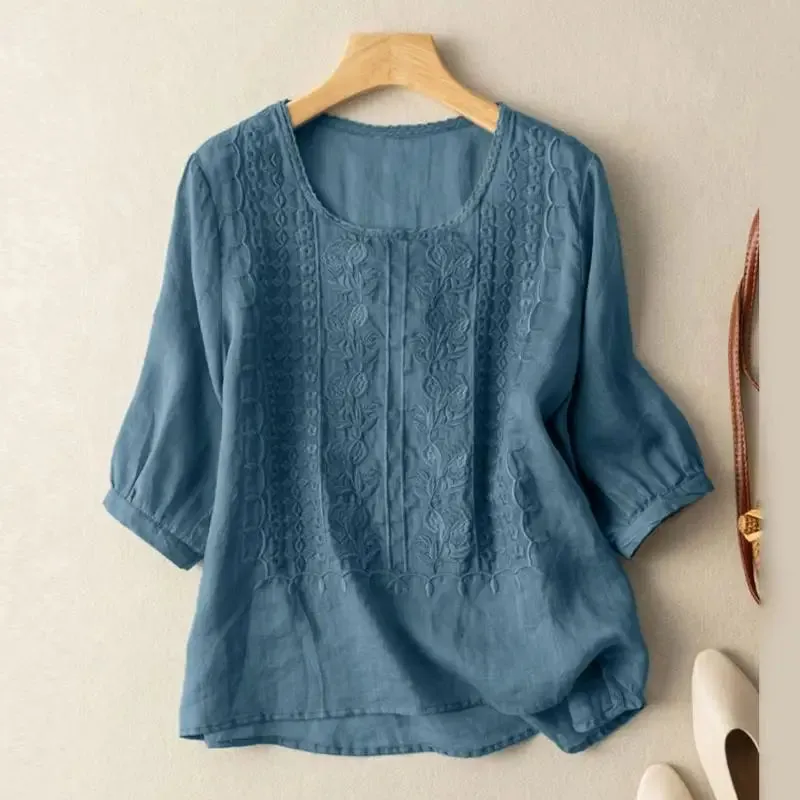 AURORA™ - EMBROIDERED RELAXED BLOUSE