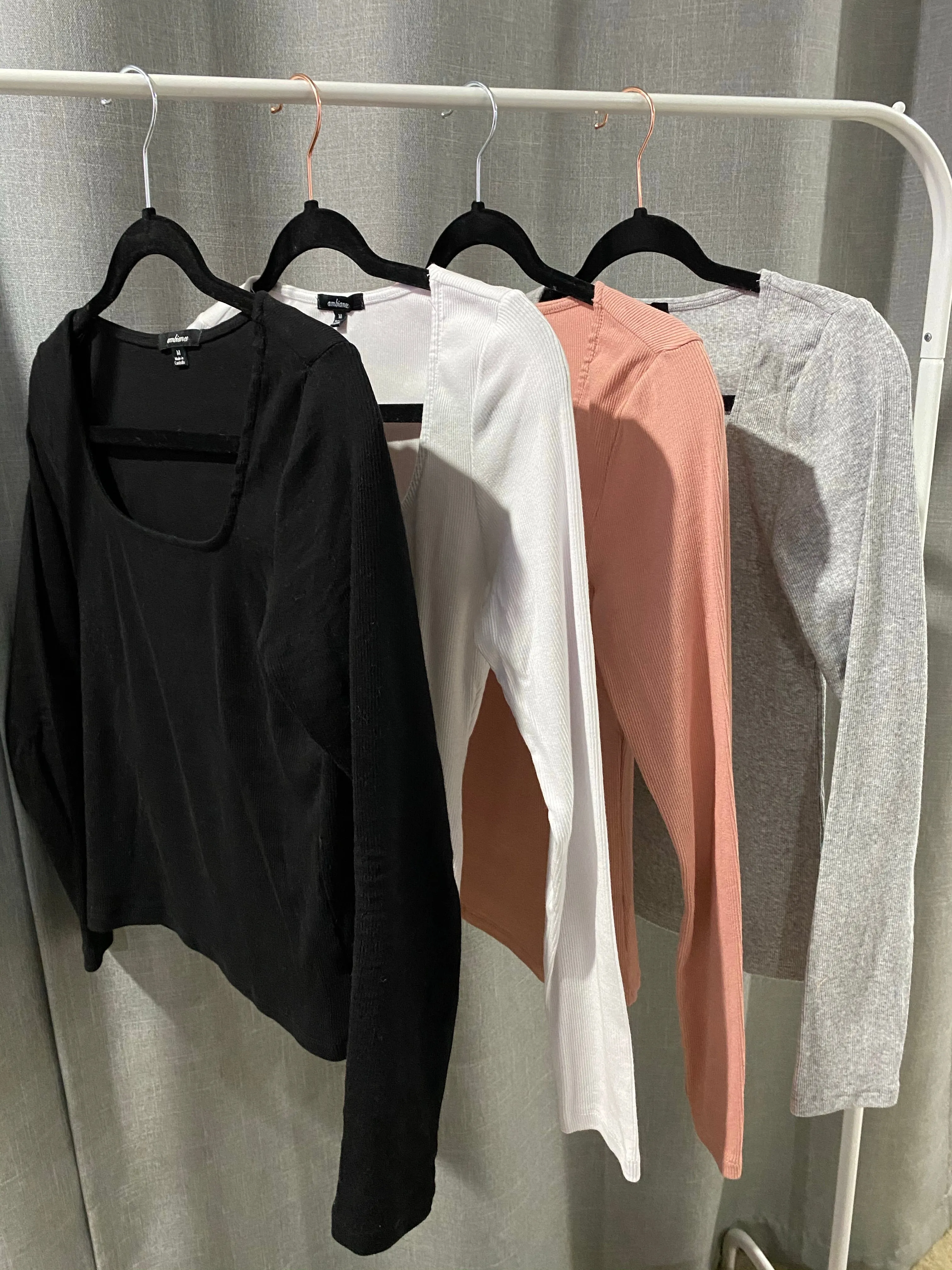 Basic Long Sleeve Square Neckline Top (black)