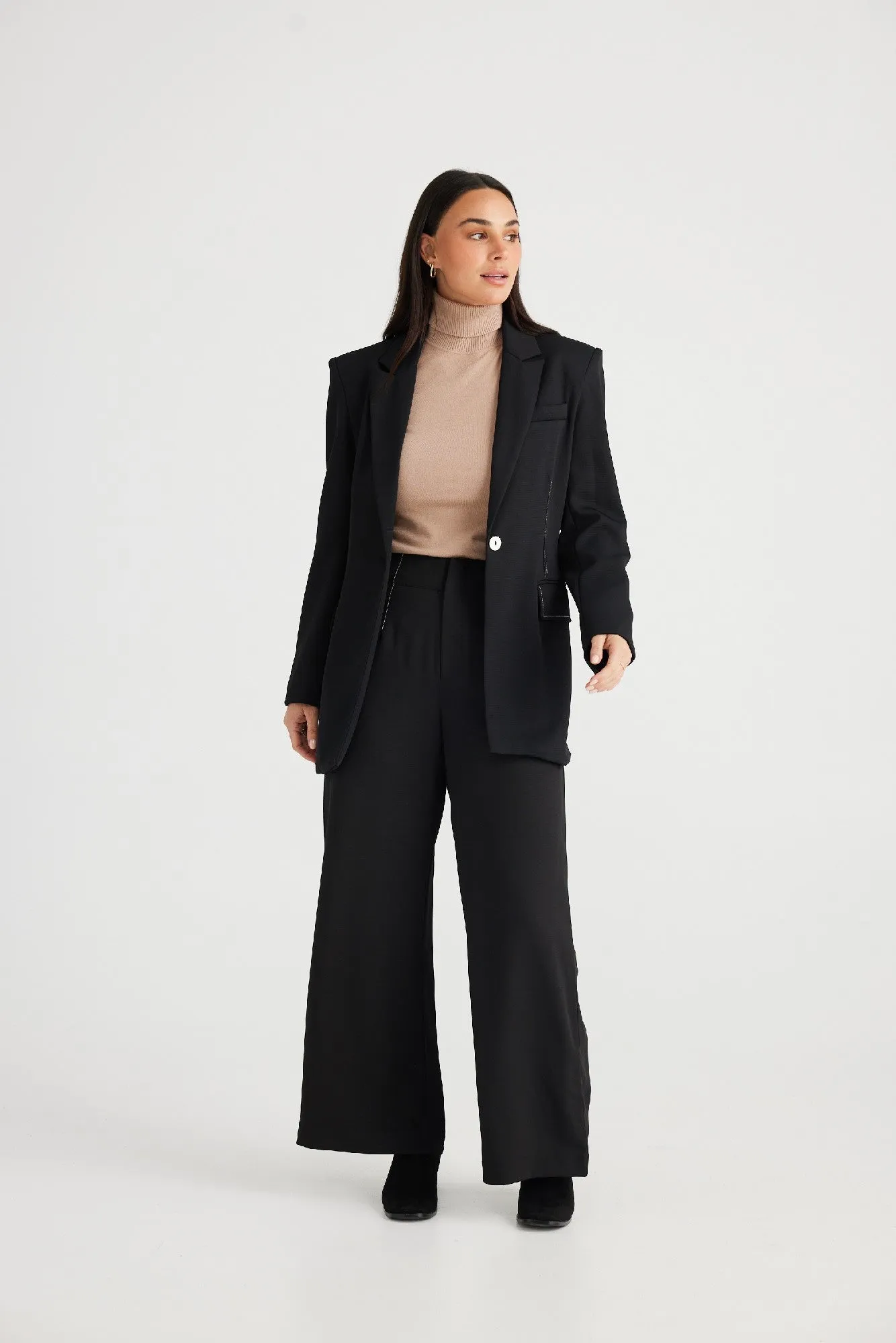 Brave True Chelsea Jacket - Black