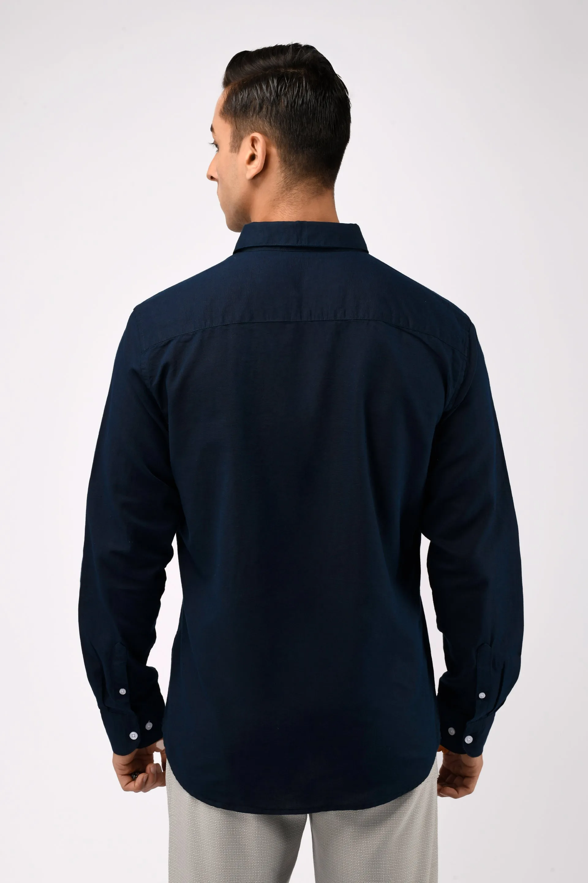 CLASSIC FUSED LINEN SHIRT IN NAVY
