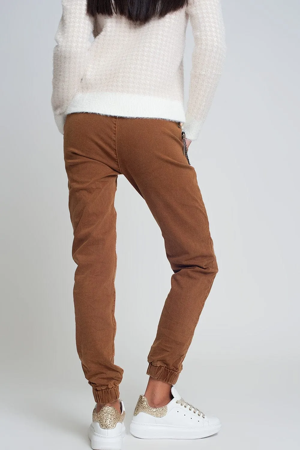 Cuffed Utility Pants With Chain In Brown