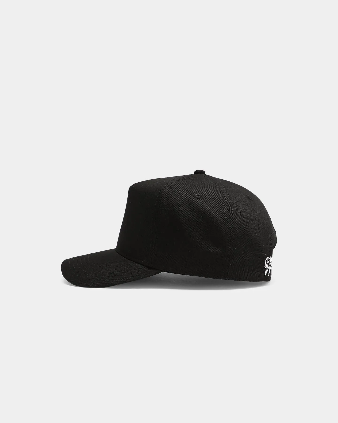 EN ES Strapback Black/White