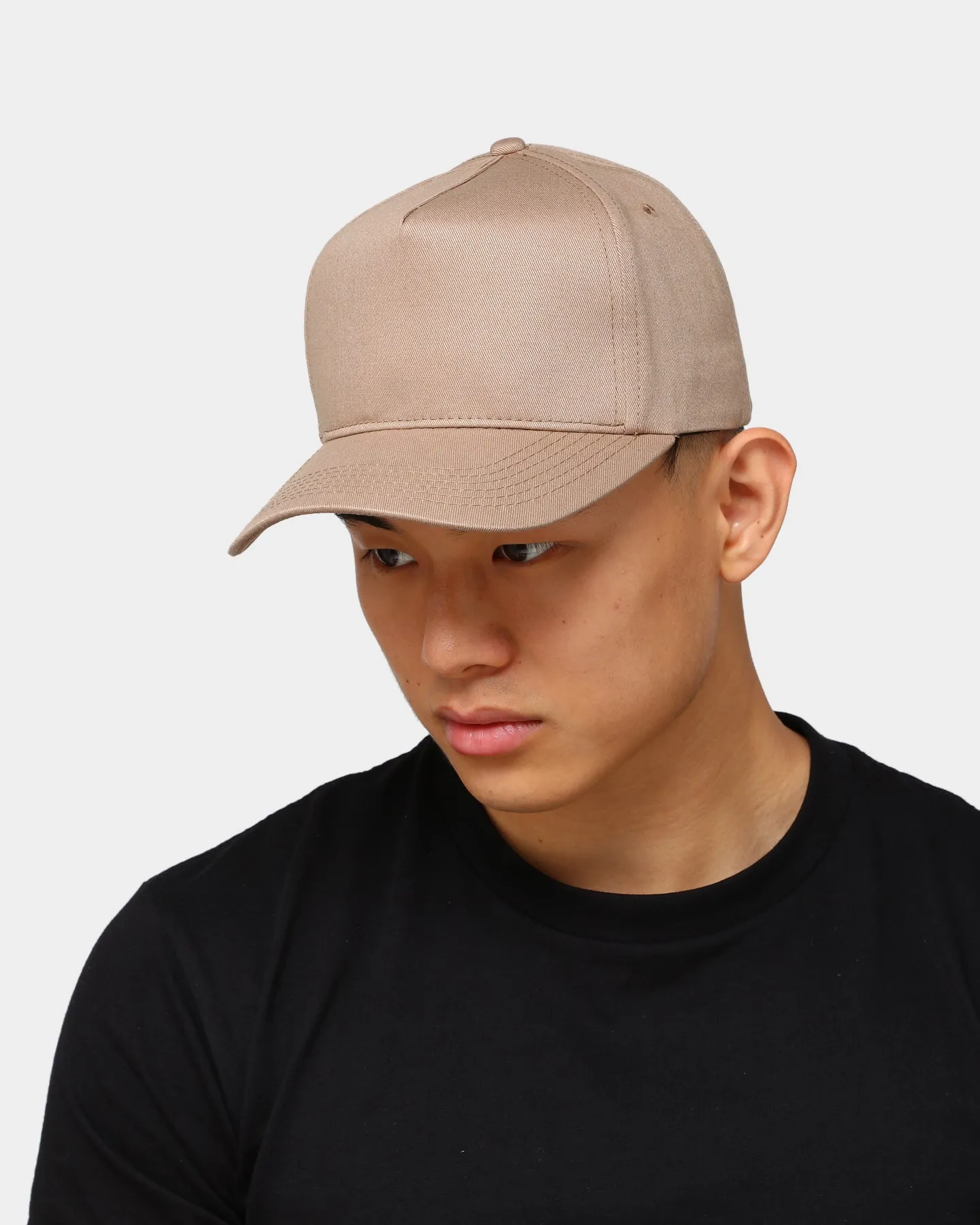 EN ES Strapback Tan/White