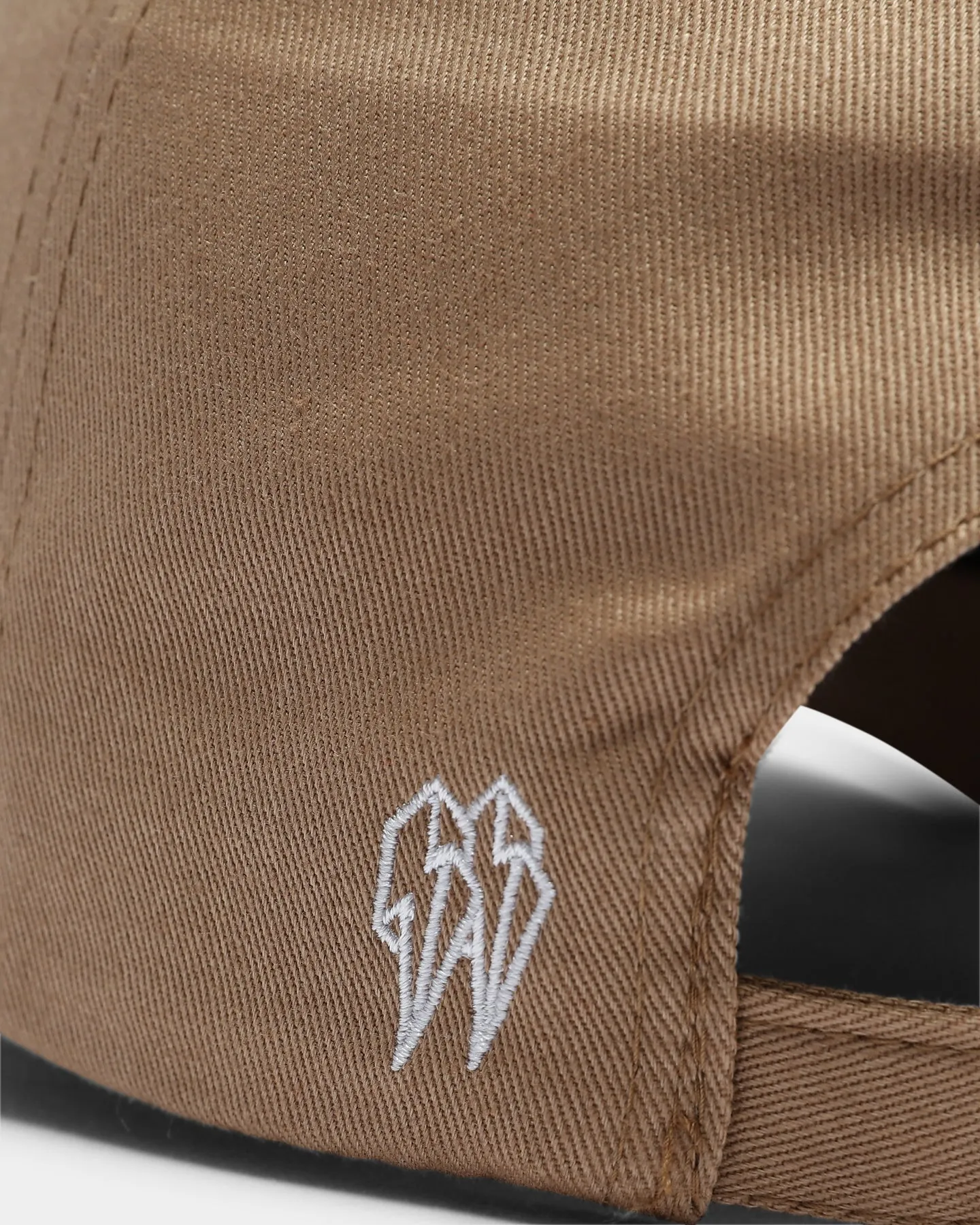 EN ES Strapback Tan/White