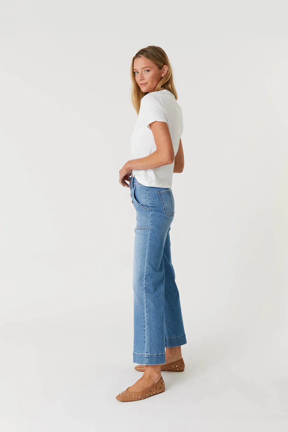 Level 99 Camille Exposed Button Wide Leg Pants