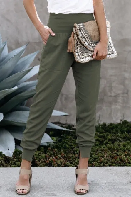 Victoria Pocketed Cotton Joggers